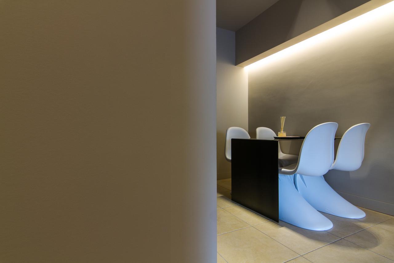 Aba Junior Apartment Veikou Street Athena Bagian luar foto