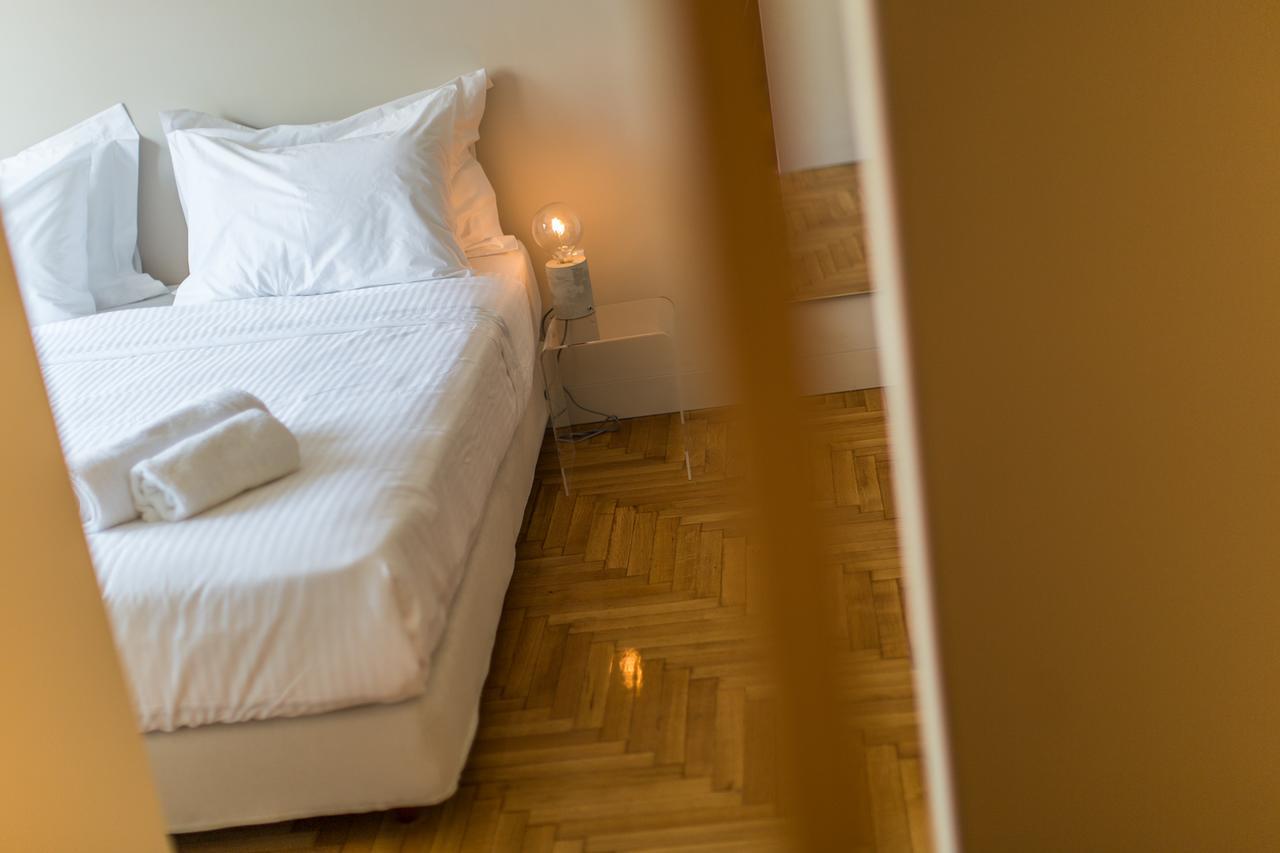 Aba Junior Apartment Veikou Street Athena Bagian luar foto