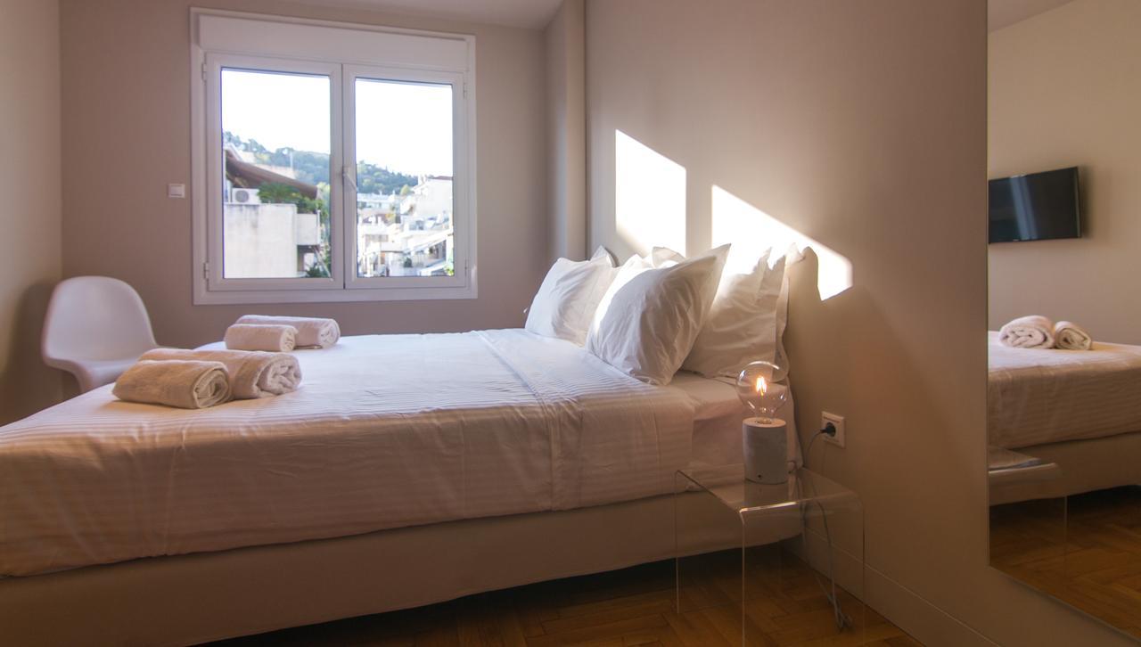 Aba Junior Apartment Veikou Street Athena Bagian luar foto